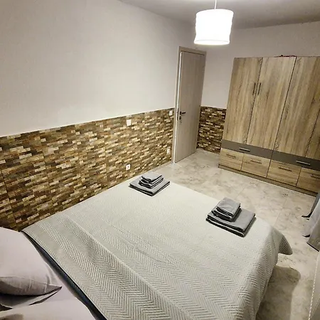 Apartman Miltos's House