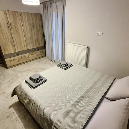Miltos's House Apartman *
